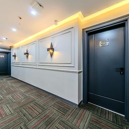 Intercity Hotel Istanbul Airport Arnavutkoy エクステリア 写真