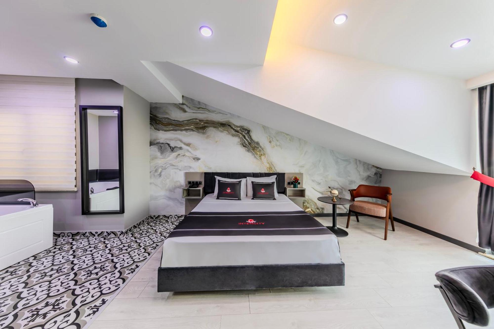 Intercity Hotel Istanbul Airport Arnavutkoy エクステリア 写真